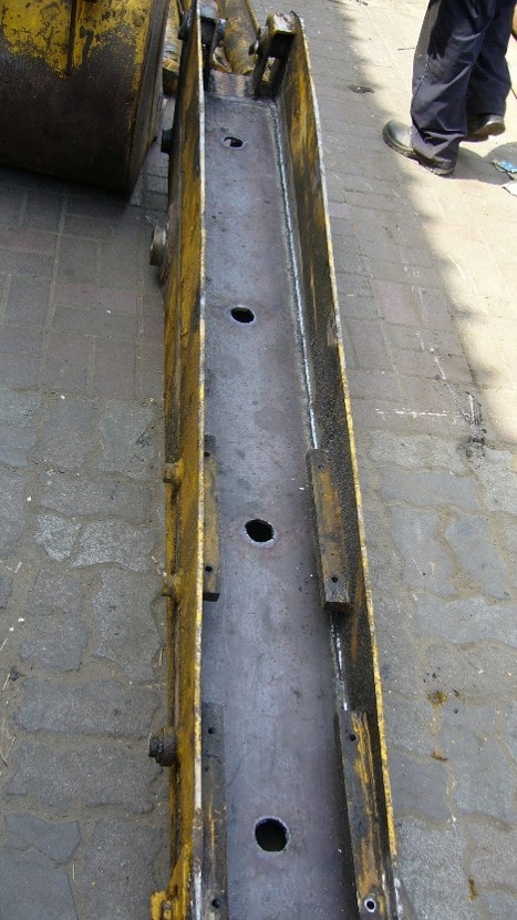 HEAVY CRANE AND SHAVEL REPAIRING